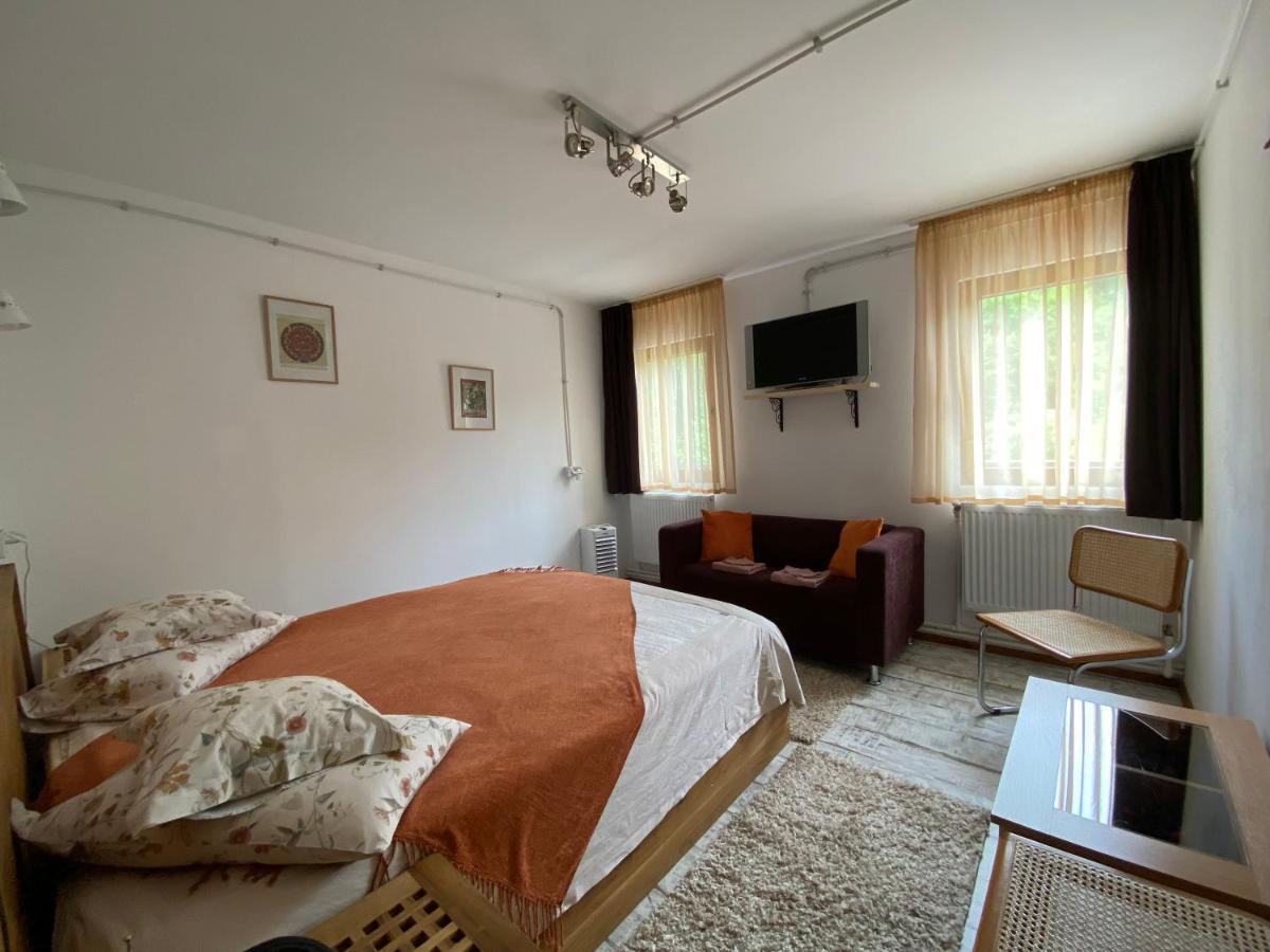 Skay Loft Bed and Breakfast Μπρασόβ Εξωτερικό φωτογραφία